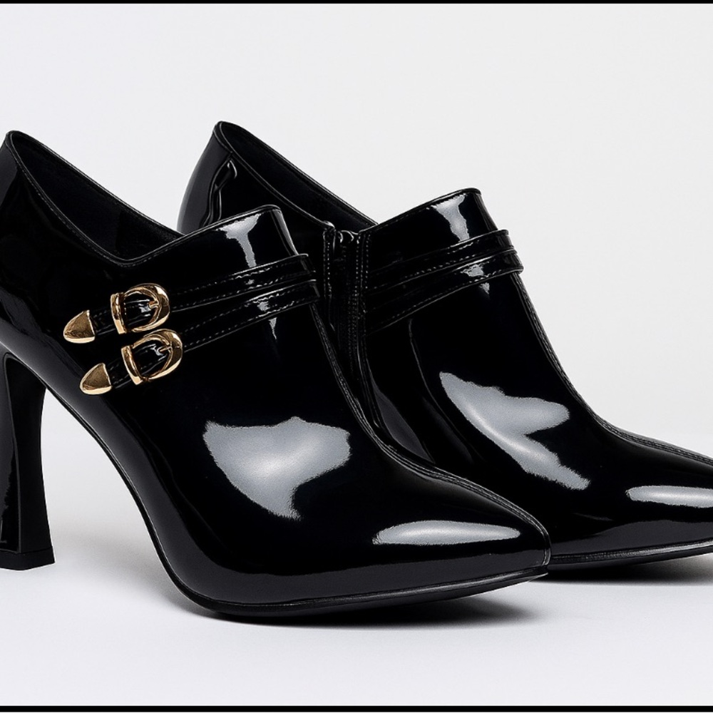 Patent Leather Office Lady Pointed Toe High Chunky heel